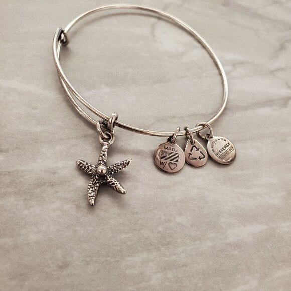 🐚 Alex And Ani Nautical Beach Starfish Silver Expandable Bracelet 🐚 - Picture 2 of 5